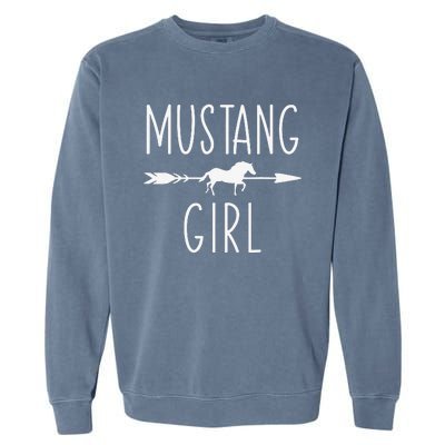 Equestrian Mustang Horses Lover Riding Racing Garment-Dyed Sweatshirt