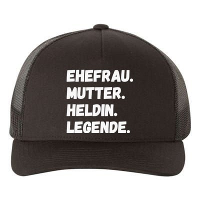 Ehefrau Mutter Heldin Legende Yupoong Adult 5-Panel Trucker Hat