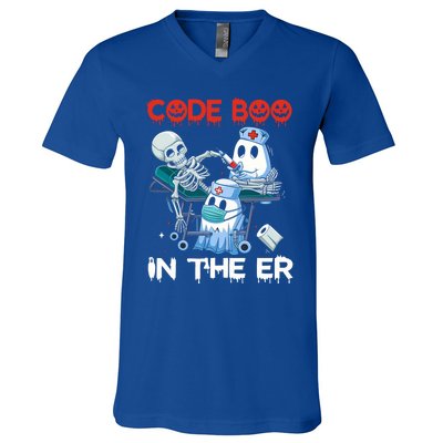 Er Nurse Funny Er Nurse Great Gift Halloween Code Boo In The Er Gift V-Neck T-Shirt