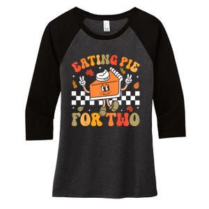 Eating Pie For Two Thanksgiving Pregnancy Announcement Women's Tri-Blend 3/4-Sleeve Raglan Shirt