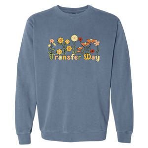 Embryo Transfer Day Ivf Flowers Ivf Transfer Day Couple Garment-Dyed Sweatshirt