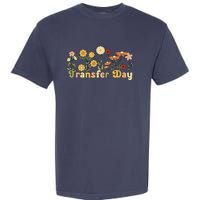 Embryo Transfer Day Ivf Flowers Ivf Transfer Day Couple Garment-Dyed Heavyweight T-Shirt