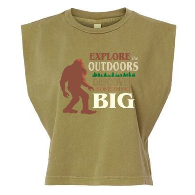 Explore The Outdoors Discover Something Big Funny Explorer Garment-Dyed Women's Muscle Tee