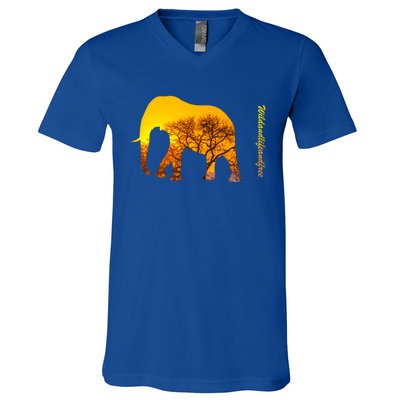 Elephant With Sunset In Africa Wildlife Elephants Gift V-Neck T-Shirt