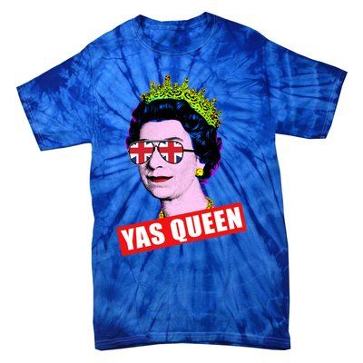 Elizabeth Yas Queen With Sunglasses Queen Of England Meaningful Gift Tie-Dye T-Shirt