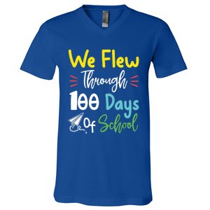 Fun 100 Days Of School Great Gift Paper Airplane Great Gift Teacher Great Gift S V-Neck T-Shirt