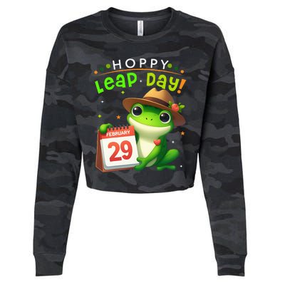 February 29th Funny Frog Leap Day Matching Leap Year 2024 Cropped Pullover Crew