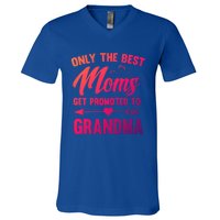 Family 365 Best Moms Get Promoted To Grandma Mothers Day Gift V-Neck T-Shirt