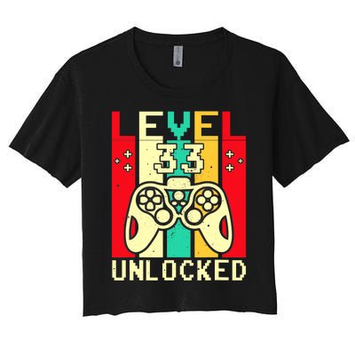 Funny 33rd Gamer  Saying Vintage Level 33 Unlocked Gaming Women's Crop Top Tee