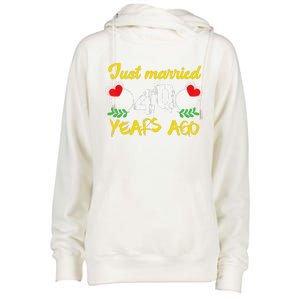 Funny 40th Wedding Anniversary Just Married 40 Years Ago Womens Funnel Neck Pullover Hood