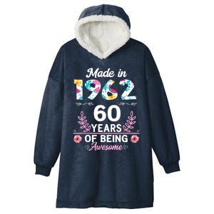 Funny 60 Years Old Gifts 60th Birthday Born In 1962 Wo Girls Hooded Wearable Blanket