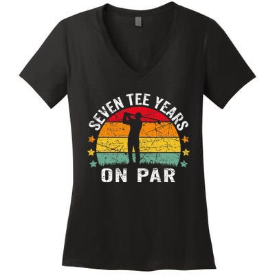 Funny 70th Birthday Golf Pun Retro Sunset 70 Year Old Golfer Women's V-Neck T-Shirt