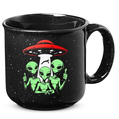 Funny Alien Abduction Selfie Alien Vacation Fishing Trip 15oz Campfire Ceramic Mug