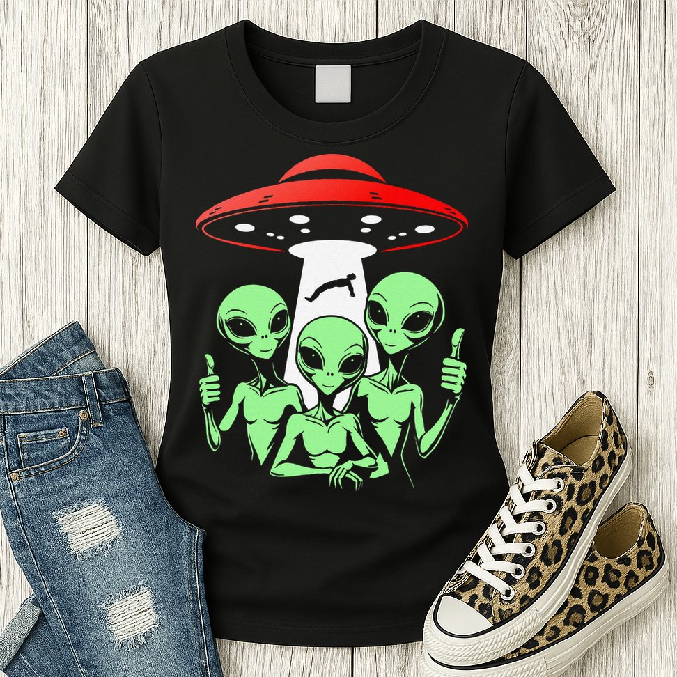 Funny Alien Abduction Selfie Alien Vacation Fishing Trip Womens T-Shirt