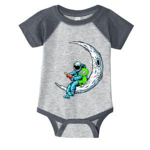 Funny Alien & Astronaut Reads Book Outer Space Book Readers Infant Baby Jersey Bodysuit