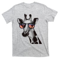 Fun And Cool Hipster Giraffe Animal LoverS Giraffe T-Shirt