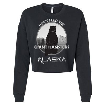 Funny Alaska Grizzly Bear Gift Kodiak Grizzlies Souvenir Cropped Pullover Crew