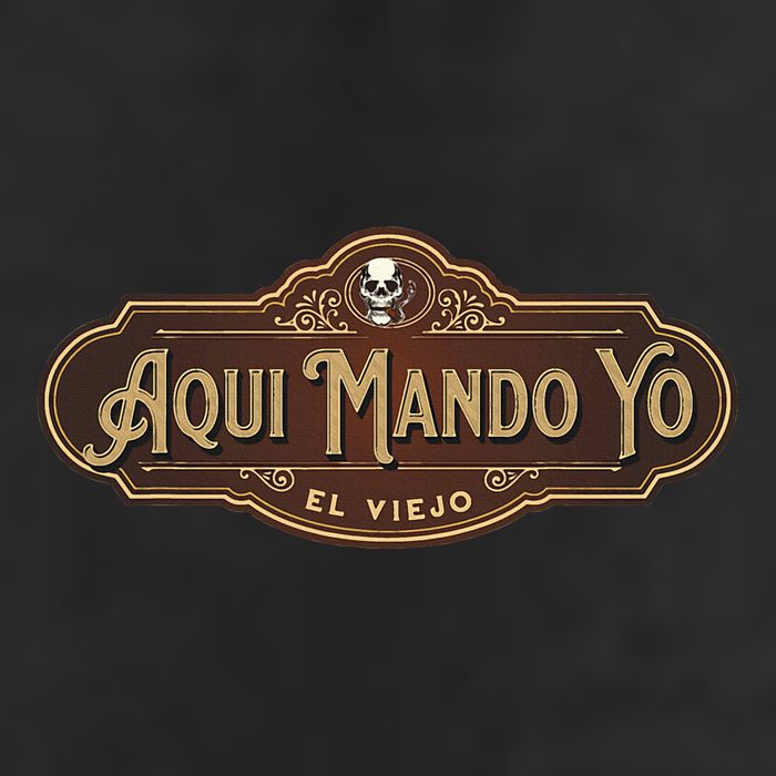 Funny Aquí Mando Yo El Viejo 7 Panel Mesh Trucker Snapback Hat