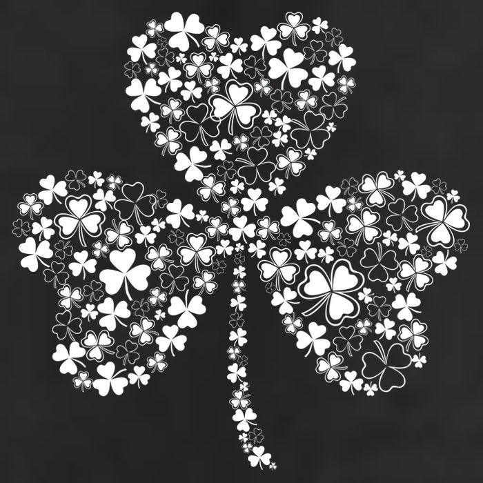 Family Of Shamrocks Cloverleaf Golf Towel