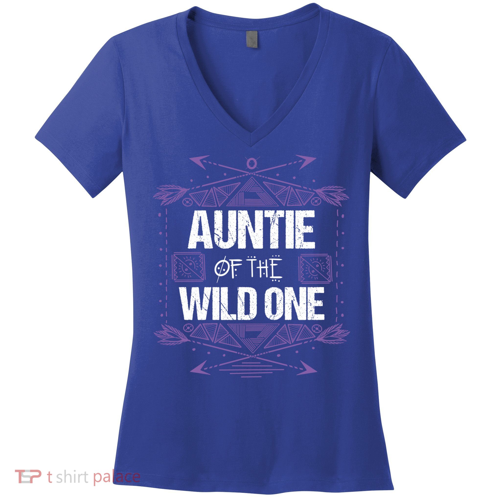 Funny Auntie Of The Wild One Gift Cute Aunt Gift Women's V-Neck T-Shirt