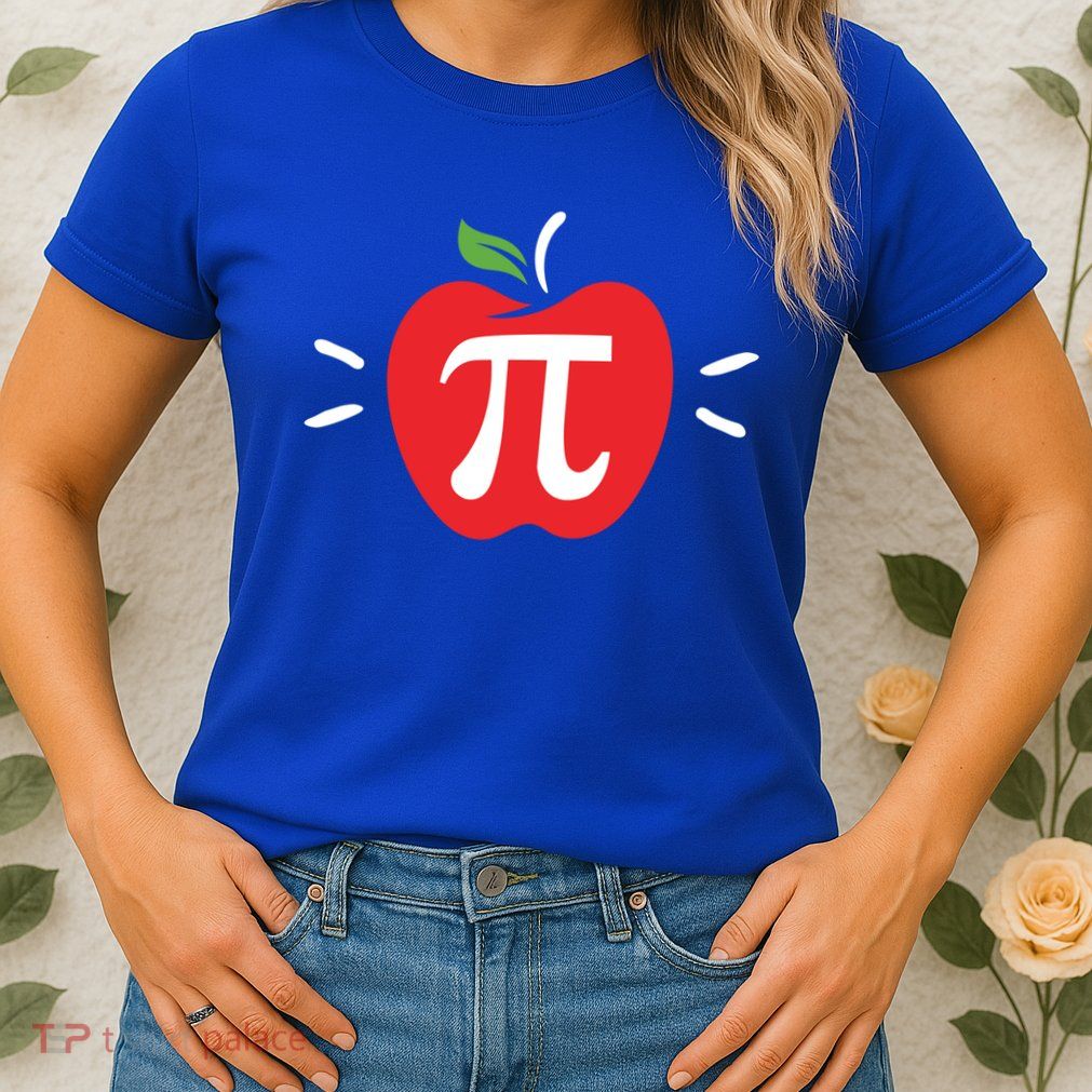 Funny Apple Pi Math Teacher Gift Meaningful Gift Apple Pie Food Pun Great Gift Womens T-Shirt
