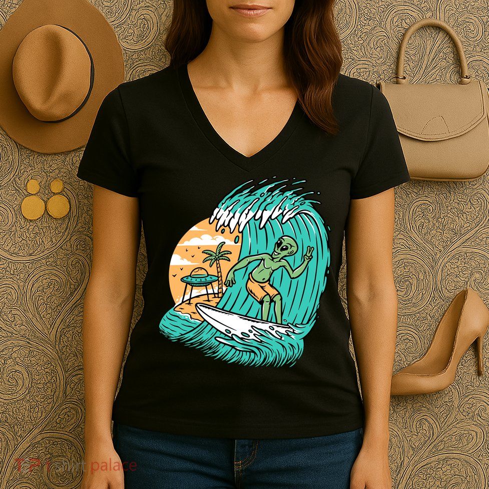 Funny Aliens Surfing On The Beach Holiday Women's V-Neck T-Shirt