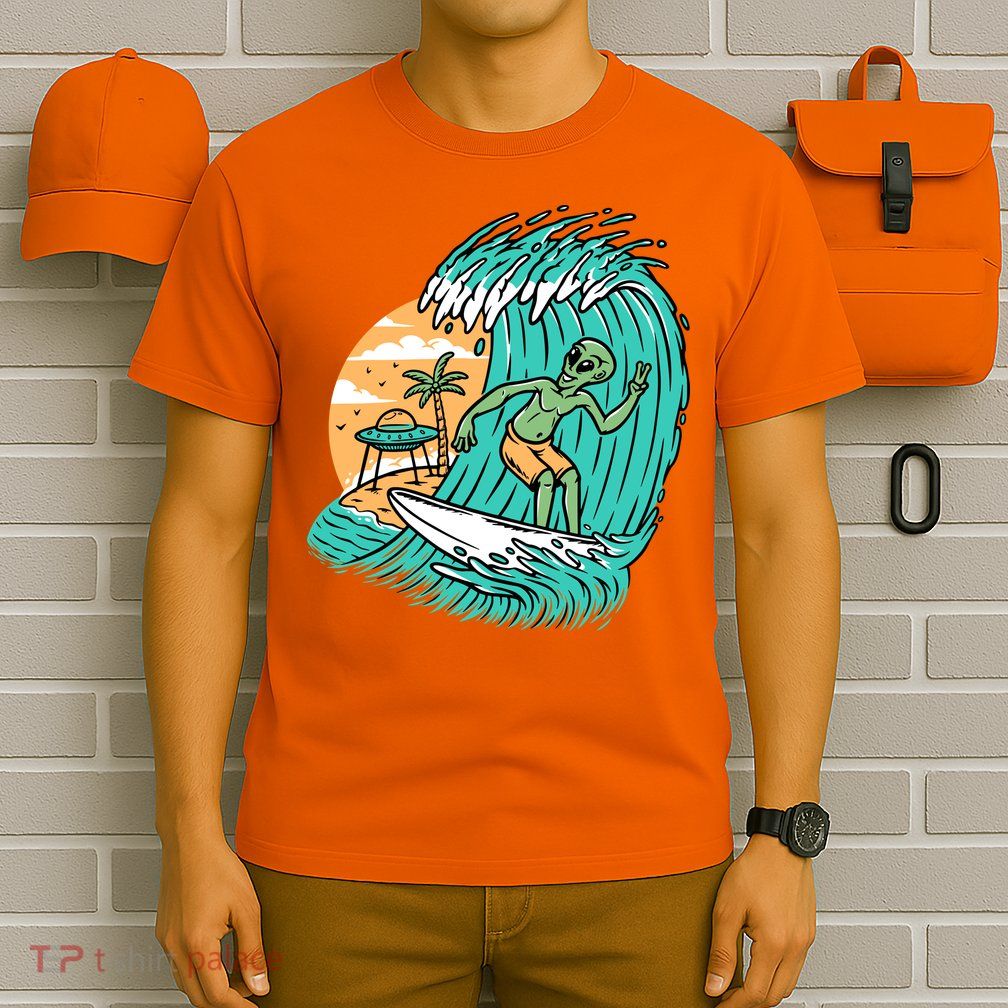 Funny Aliens Surfing On The Beach Holiday T-Shirt