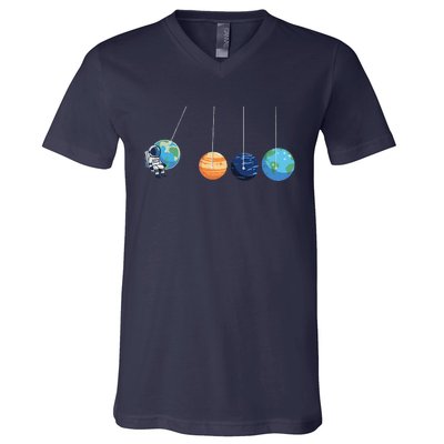 Funny Astronaut Swing Planets Space Newtons Cradle Pendulum V-Neck T-Shirt