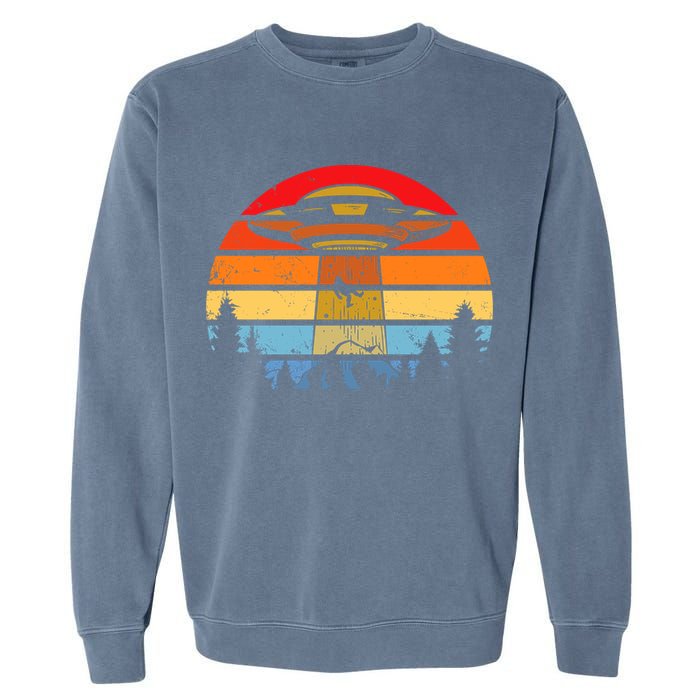 Funny Alien Yeti Bigfoot UFO Plus Size Garment-Dyed Sweatshirt