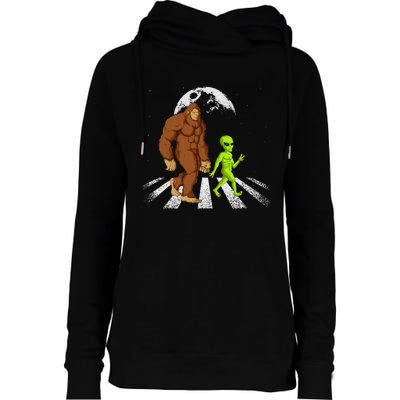 Funny Bigfoot Alien Moon Sasquatch Ufo Space Womens Funnel Neck Pullover Hood