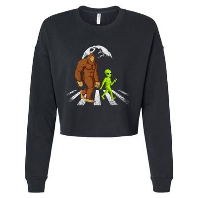 Funny Bigfoot Alien Moon Sasquatch Ufo Space Cropped Pullover Crew