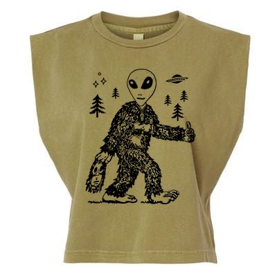 Funny Bigfoot Alien UFO Sasquatch Men Women Gifts Garment-Dyed Women's Muscle Tee