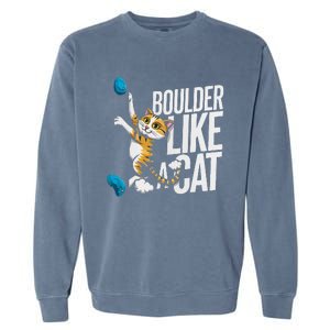 Funny Bouldering Cat – Rock Climbing & Cat Lover Design Garment-Dyed Sweatshirt