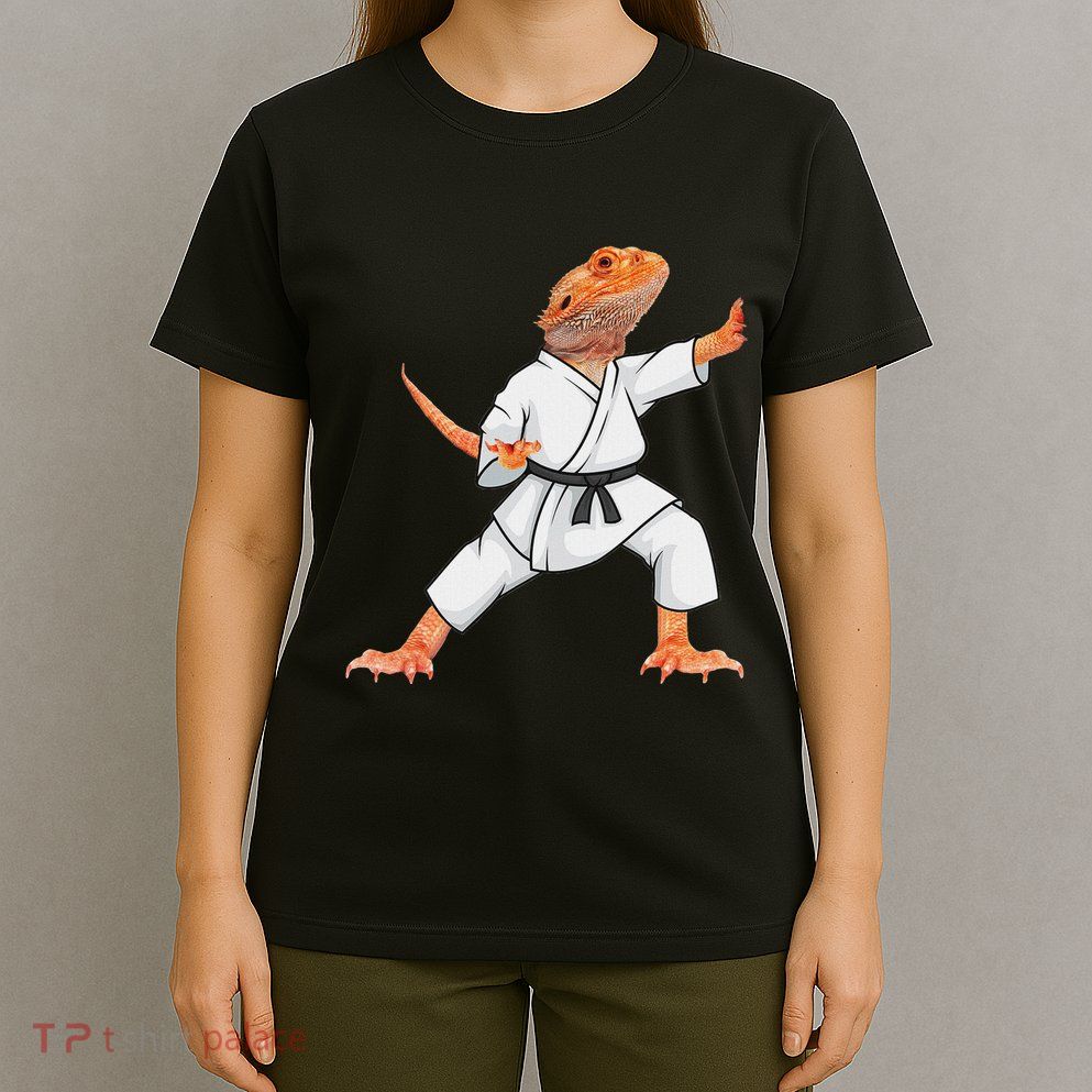 Funny Bearded Dragons Doing Karate Samurai Ninja Lizard T-Shirt