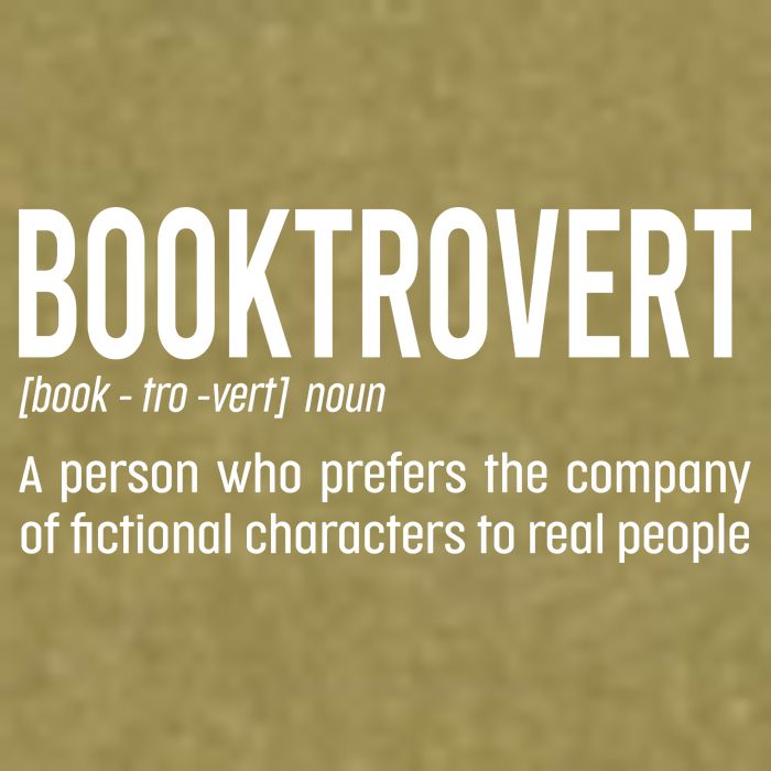 Funny Booktrovert Definition Reading Fan Book Lover Introvert Garment-Dyed Women's Muscle Tee