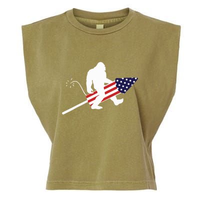Men  Bigfoot Fireworks 4th of July American Flag US Garment-Dyed Women's Muscle Tee