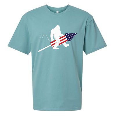 Men  Bigfoot Fireworks 4th of July American Flag US Sueded Cloud Jersey T-Shirt