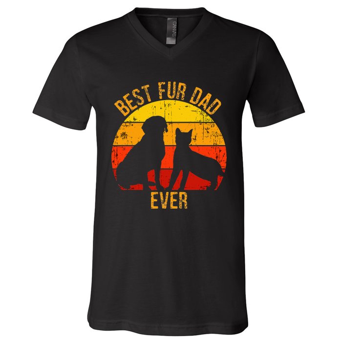 Funny Best Fur Dad Ever Vintage Retro Dog and Cat Owner V-Neck T-Shirt