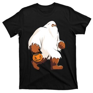 Funny Bigfoot Ghost Halloween Costume T-Shirt