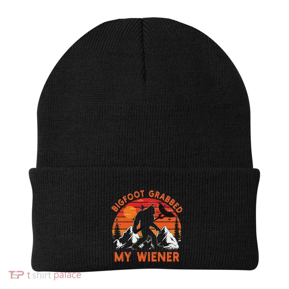 Funny Bigfoot Grabbed My Wiener Retro Bbq Humor Beanie