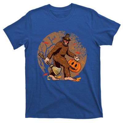 Funny Bigfoot Halloween WoGirlls Costume T-Shirt