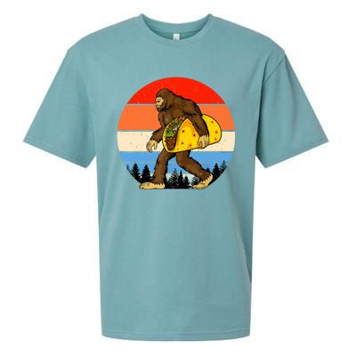 Funny Bigfoot Holding A Taco Gift Funny Taco Gift Sueded Cloud Jersey T-Shirt