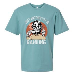 Funny Banking Humor Sarcastic Bankers Christmas Joke Sueded Cloud Jersey T-Shirt