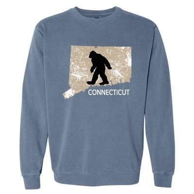 Funny Bigfoot I Believe Loves Connecticut Ct Sasquatch Garment-Dyed Sweatshirt