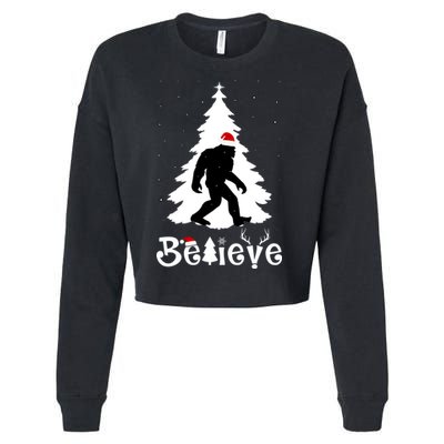 Funny Believe In Sasquatch Christmas Cropped Pullover Crew