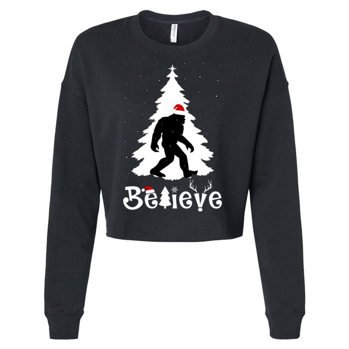 Funny Believe In Sasquatch Christmas Cropped Pullover Crew