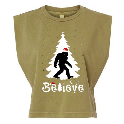 Funny Believe In Sasquatch Christmas Garment-Dyed Women's Muscle Tee