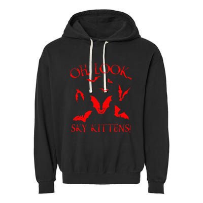 Funny Bat Lover Gift For Men Women Cool Sky Kittens Horror Garment-Dyed Fleece Hoodie