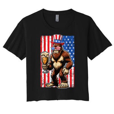 Funny Bigfoot Loves Beer 4th Of July Sasquatch American Flag Gift Women's Crop Top Tee