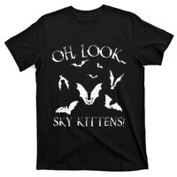 Funny Bat Lover Gift For Men Women Cool Sky Kittens Horror T-Shirt